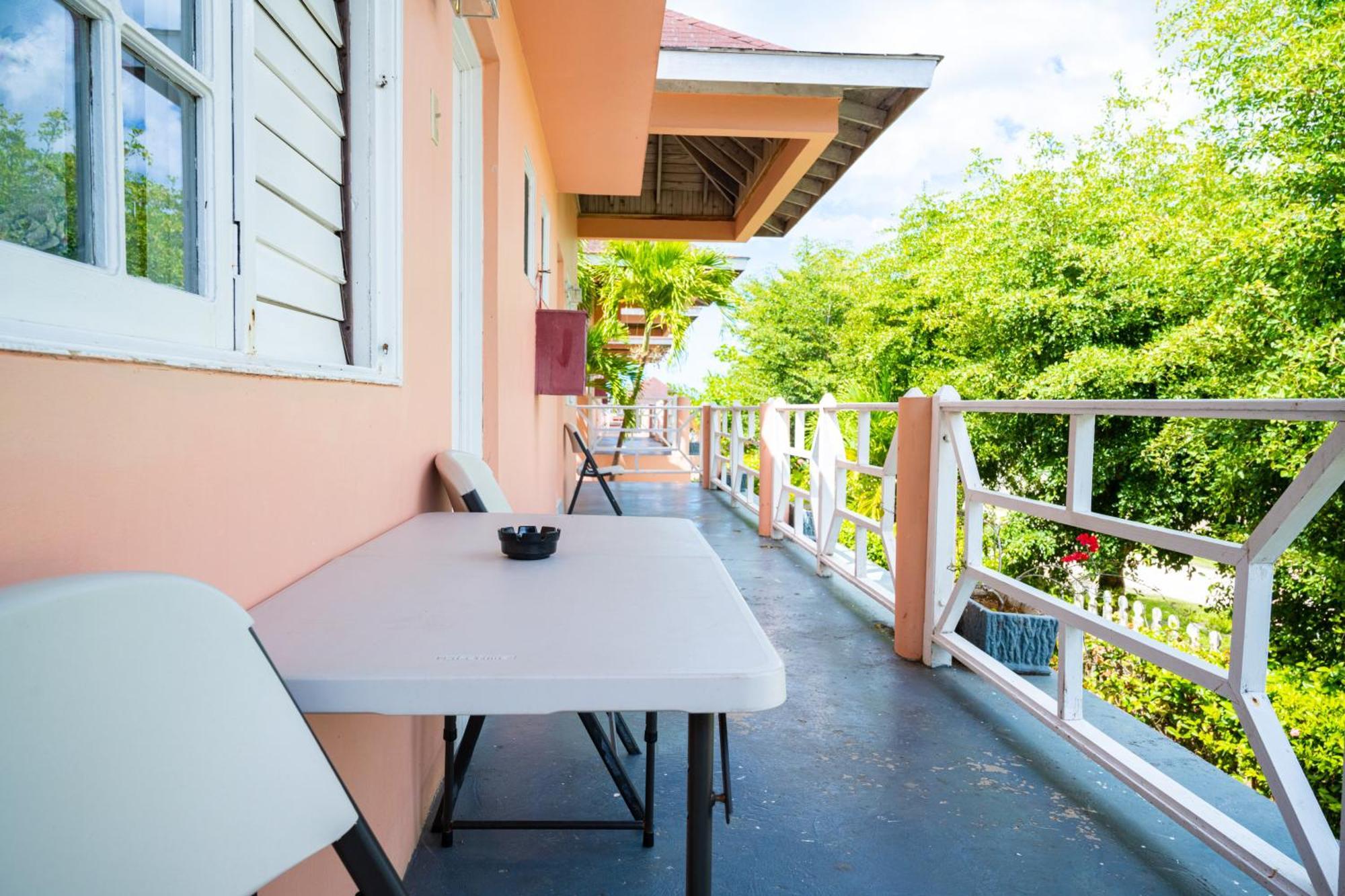 Shields Negril Villas Bilik gambar
